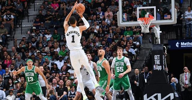 体育赛事预测-文班：三分球是我的标志性技术之一 不会荒废它